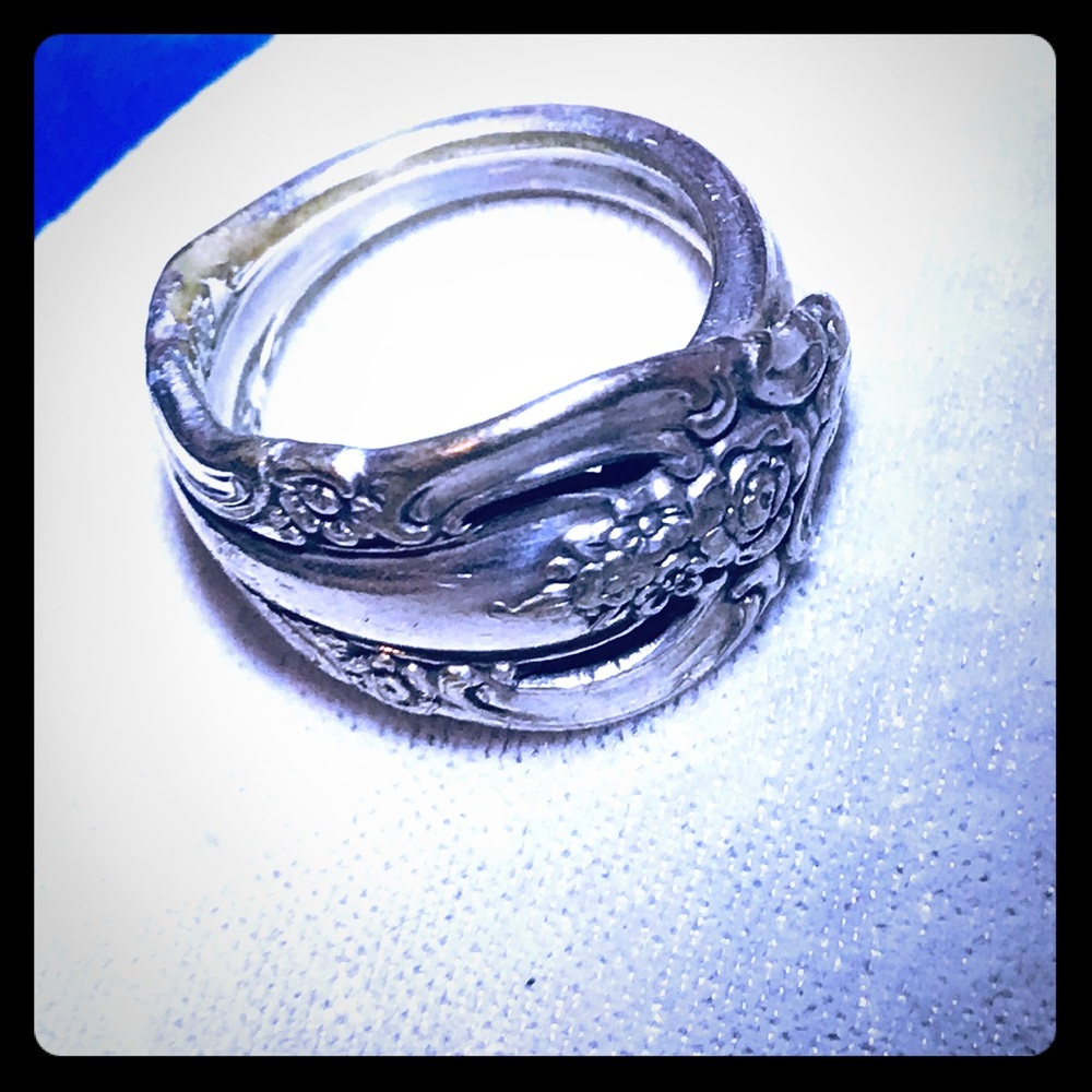 ✨VINTAGE STERLING SILVER RING✨